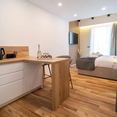 Apartment Seafront Sunset Studio&rooms
