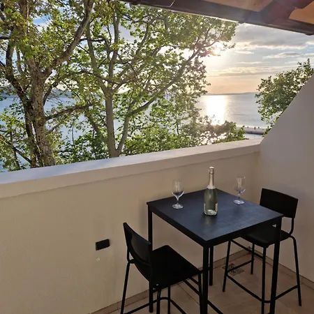 Apartmán Seafront Sunset Studio&rooms *
