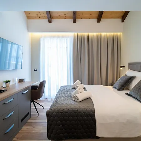 Apartmán Seafront Sunset Studio&rooms