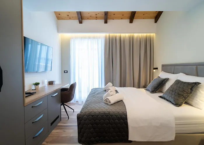 Apartman Seafront Sunset Studio&rooms