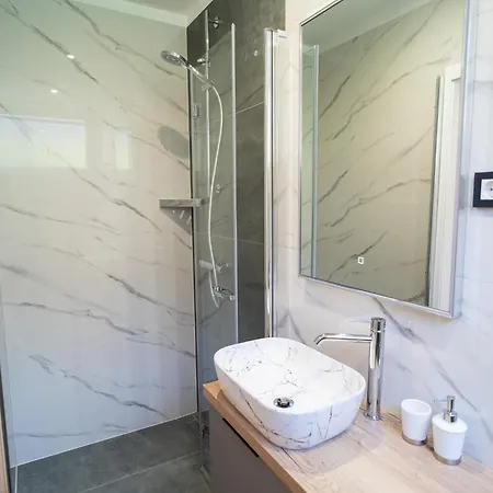 Seafront Sunset Studio&rooms Apartment Zadar