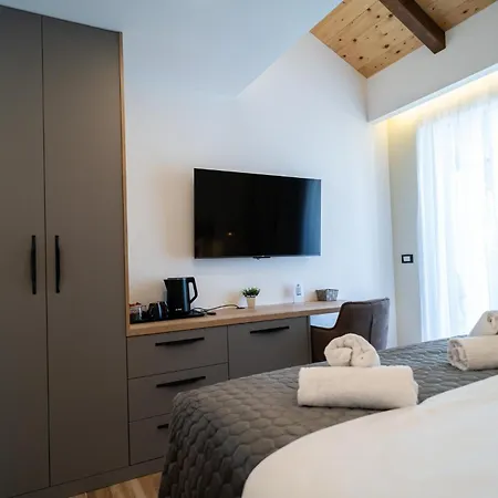 Seafront Sunset Studio&rooms Apartment Zadar