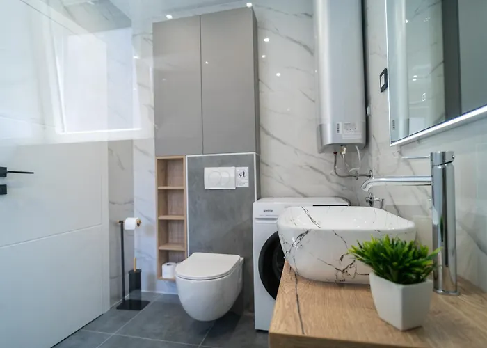 Seafront Sunset Studio&rooms Апартаменты *