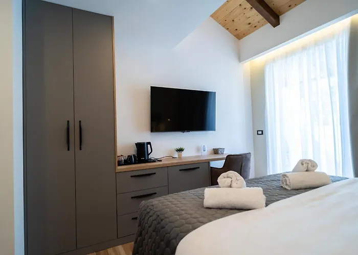 Seafront Sunset Studio&rooms Апартаменты Задар