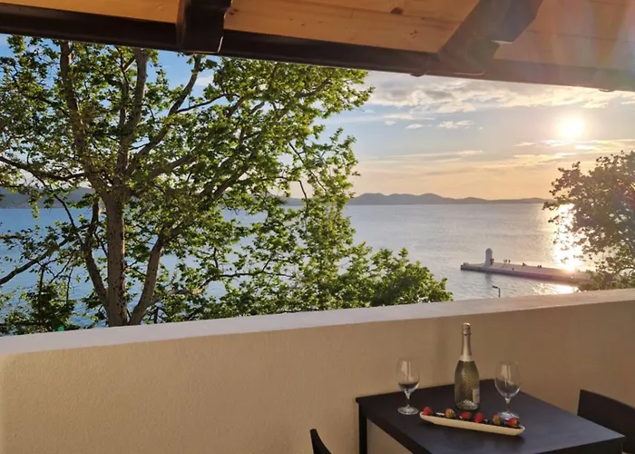 Seafront Sunset Studio&rooms *